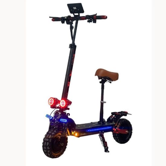 صورة سكوتر كهربائي بمقعد وتصميم مغامرات